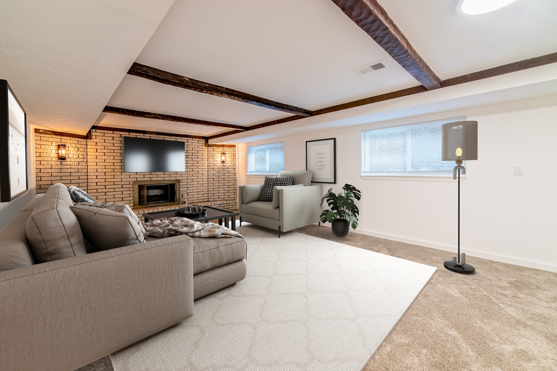 Property_3370_22071_Reinhardt_VS-4_25-010-23_20_09 copy