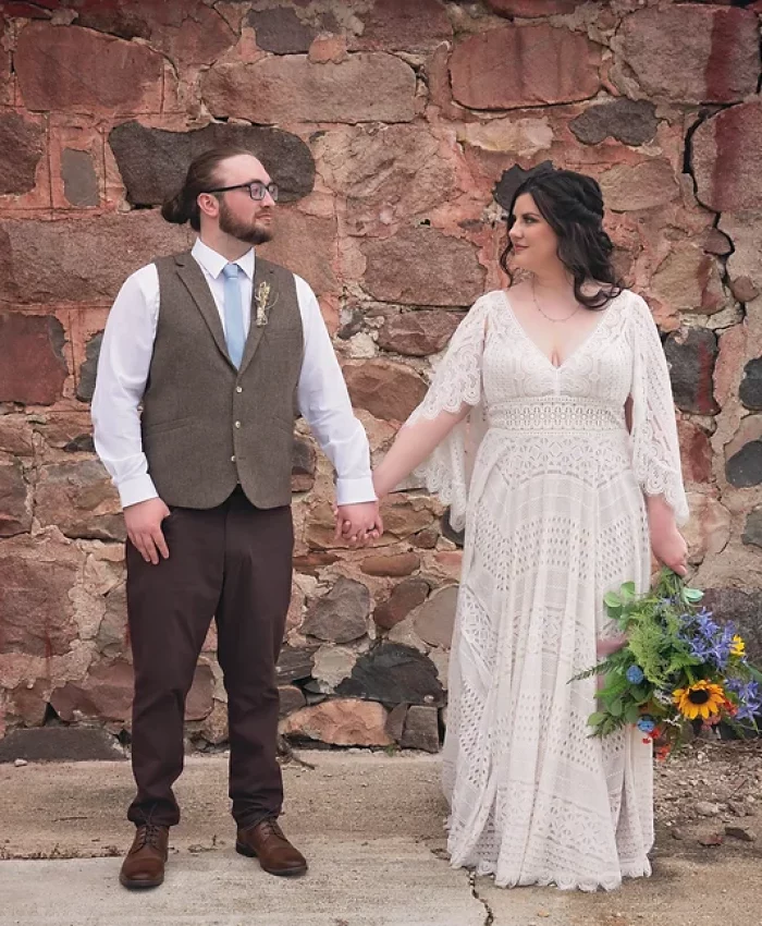 Summer Barn Wedding at Rustic Escapes, Michigan